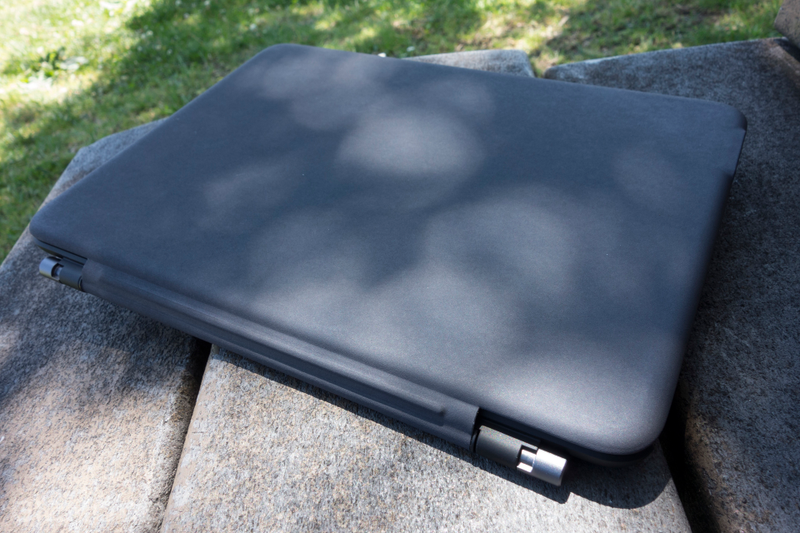 Illustration for article titled Typo for iPad Review: Ryan Seacrest's Tablet Keyboard Isn't Half Bad